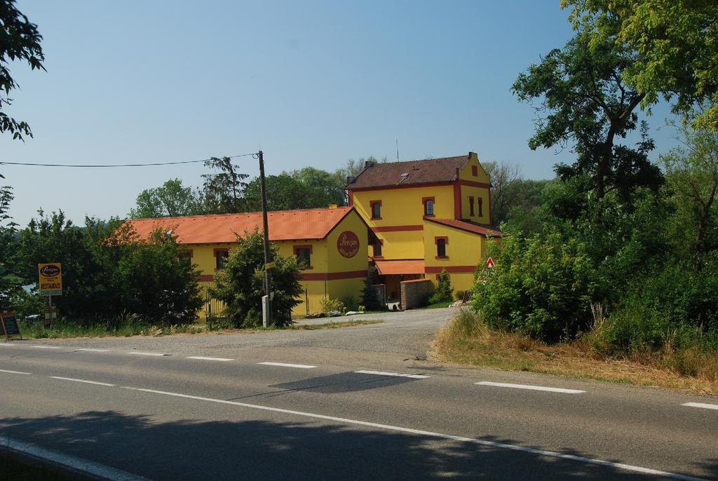 Penzion Mlyn Sedlec Sedlec  Kültér fotó